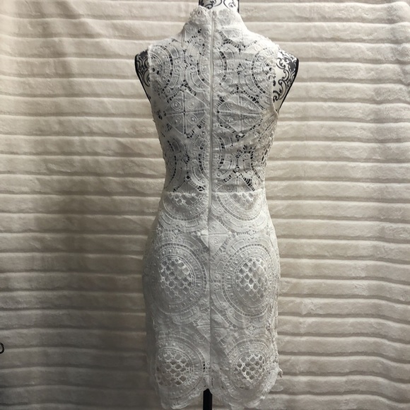 Nazz Couture white crochet turtleneck sleeveless dress. Size S. Minor flaws. - Picture 4 of 16